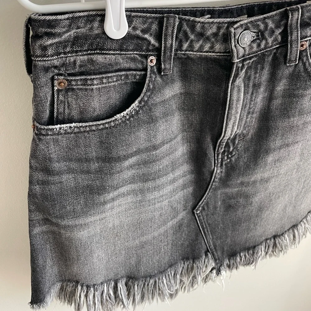 Free People We The Free Bailey Denim Mini Skirt - Bailey Black Wash - Size 28 - Picture 8 of 15